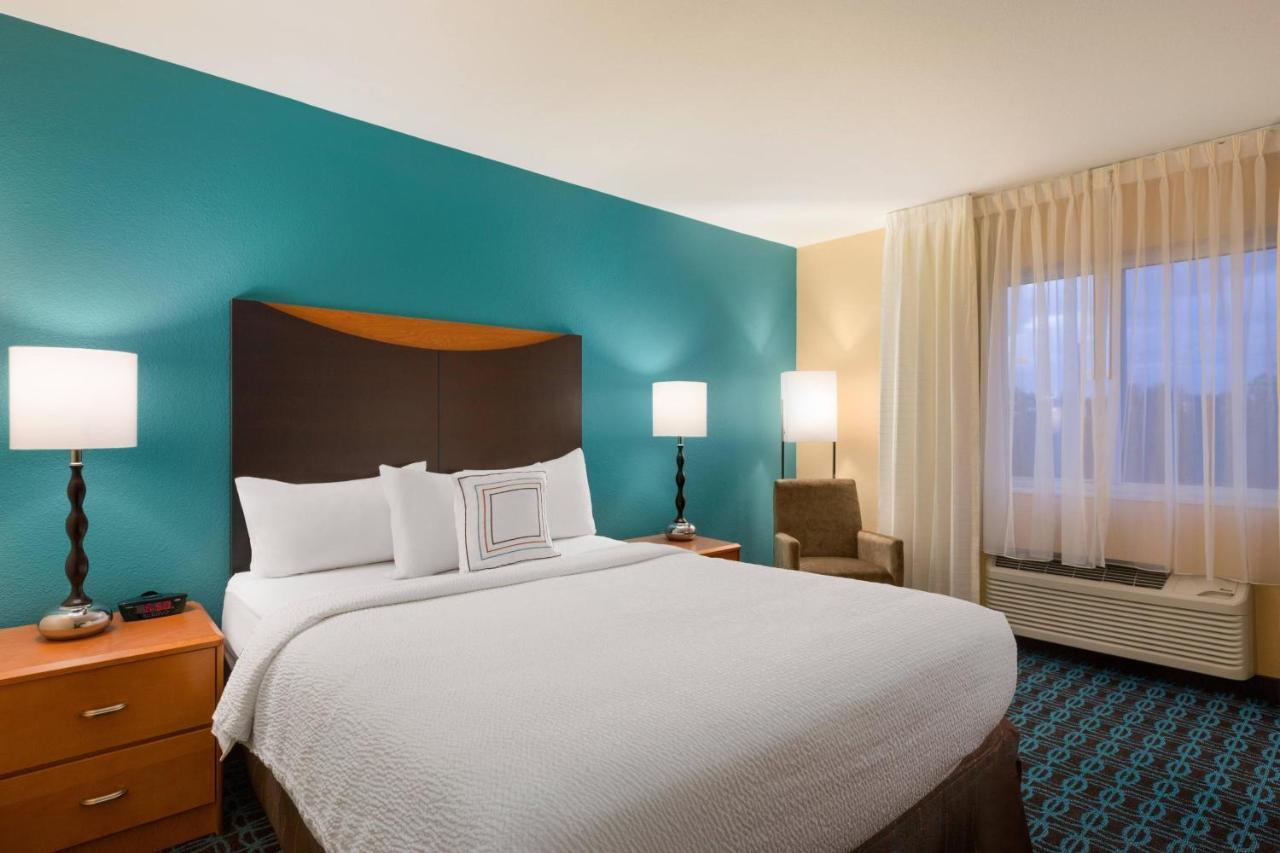 Westfield Comfort Inn & Suites מראה חיצוני תמונה