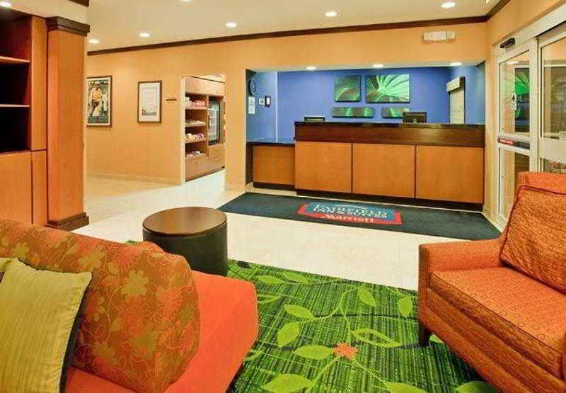 Westfield Comfort Inn & Suites מראה חיצוני תמונה
